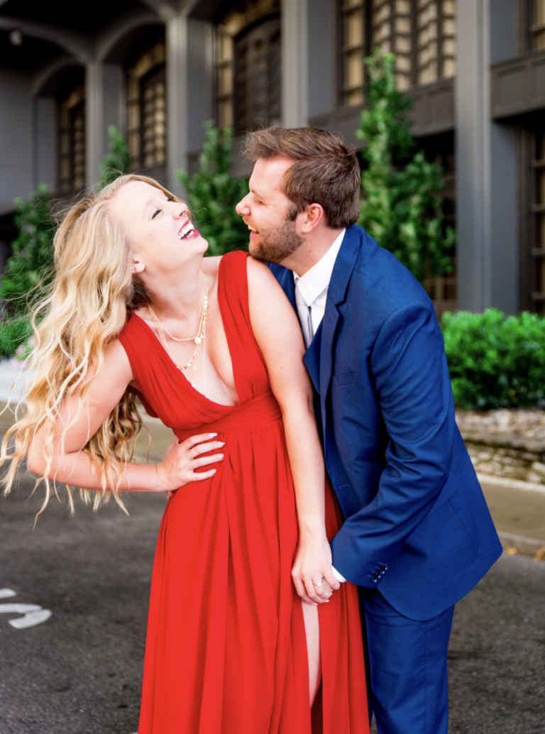 what-to-wear-for-engagement-pictures-alanalindenfeld
