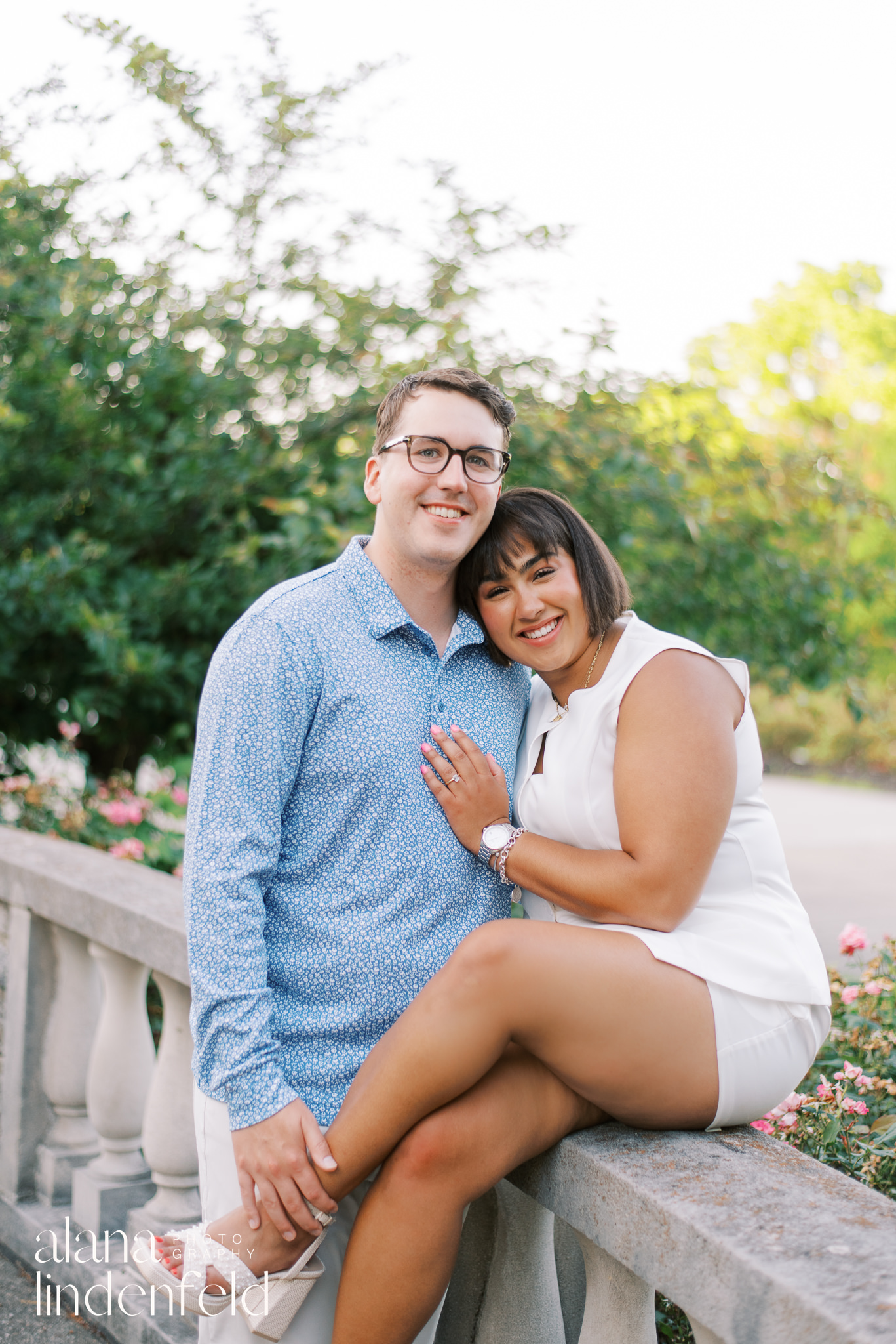 Ault Park summer engagement pictures