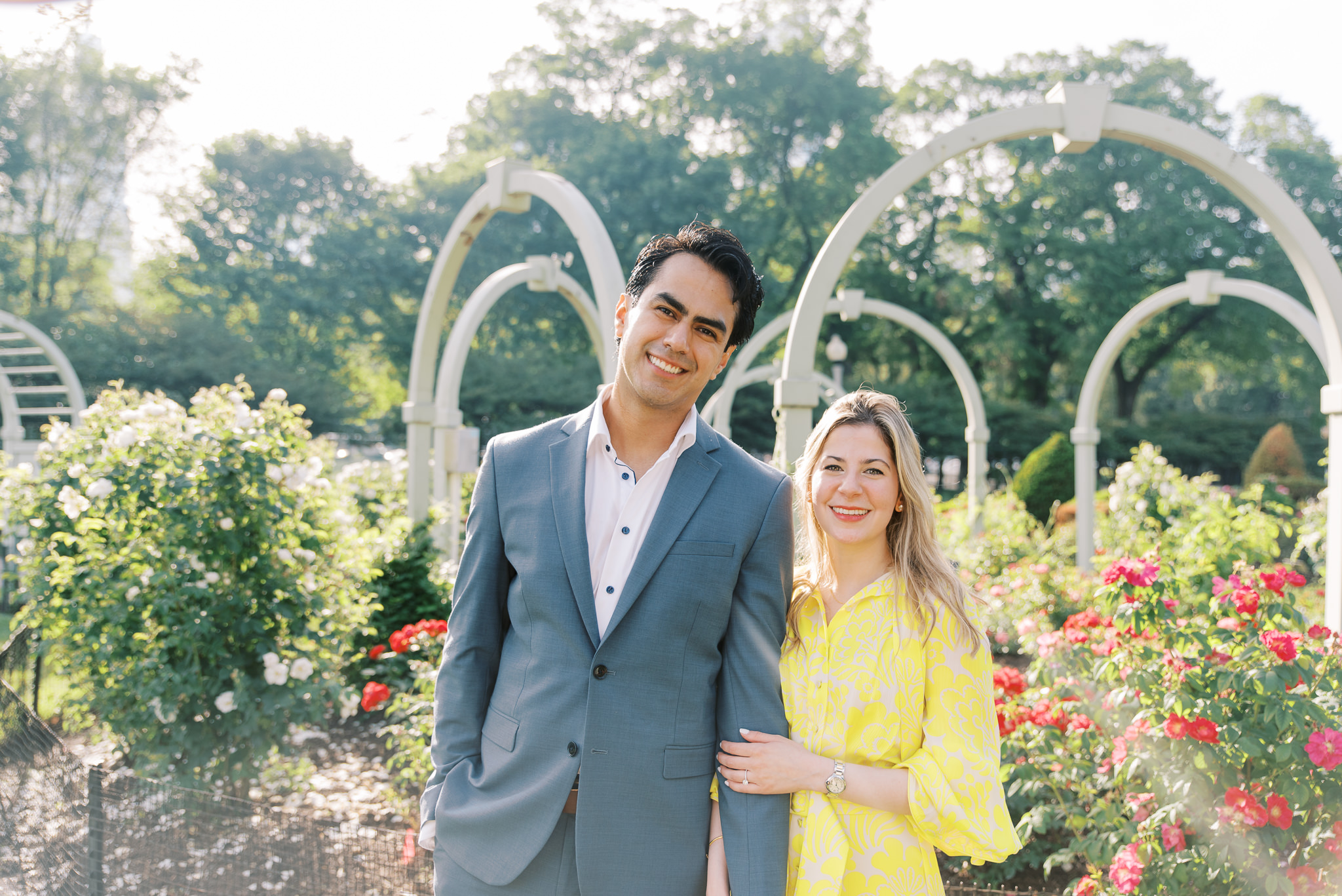 Buckingham Rose Garden Chicago summer engagement photos