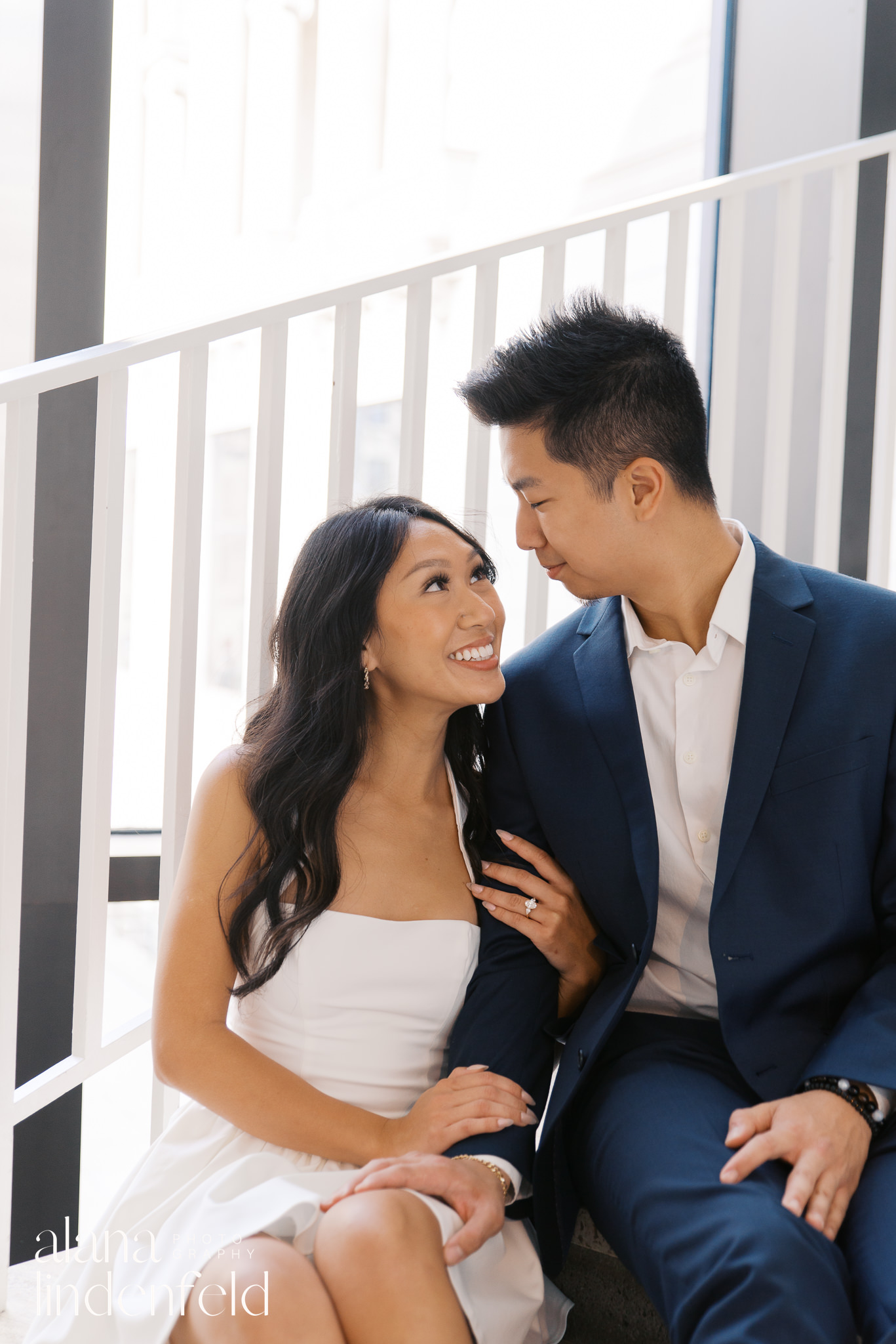 art institute of Chicago engagement photos