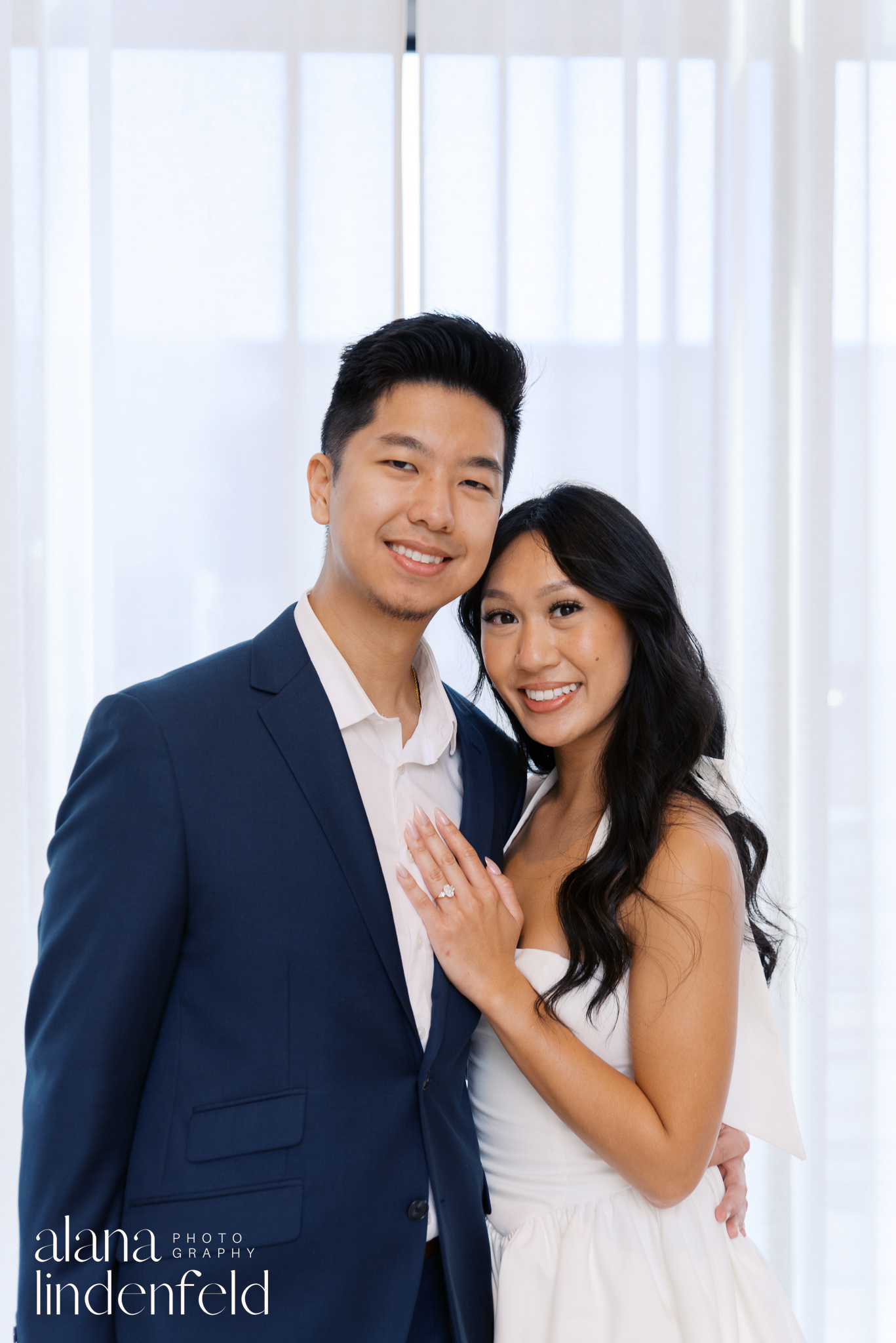 art institute of Chicago engagement photos