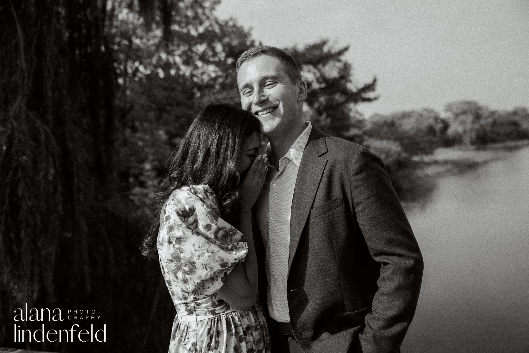 fall engagement pictures at Chicago Botanic Garden