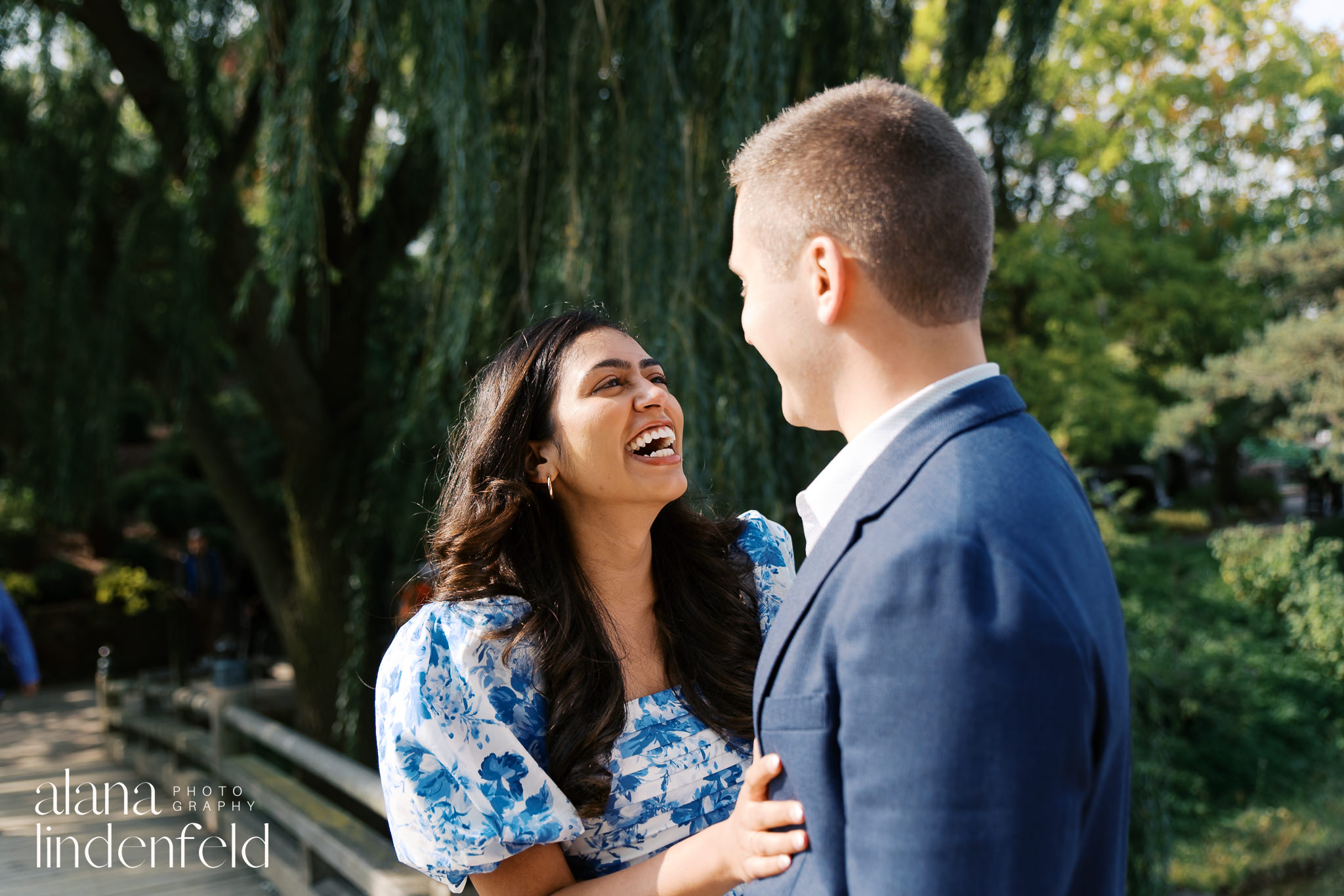 fall engagement pictures at Chicago Botanic Garden