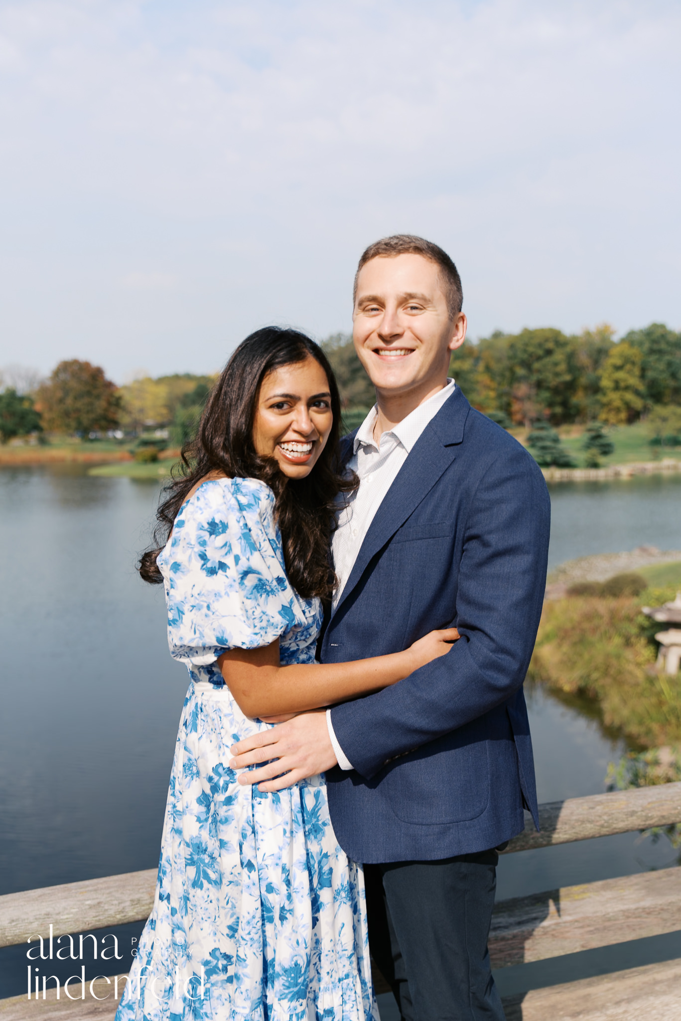 fall engagement pictures at Chicago Botanic Garden